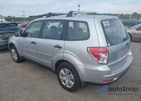 2010 Subaru Forester 2.5X из США, поврежденный, VIN JF2SH6AC1AH700336